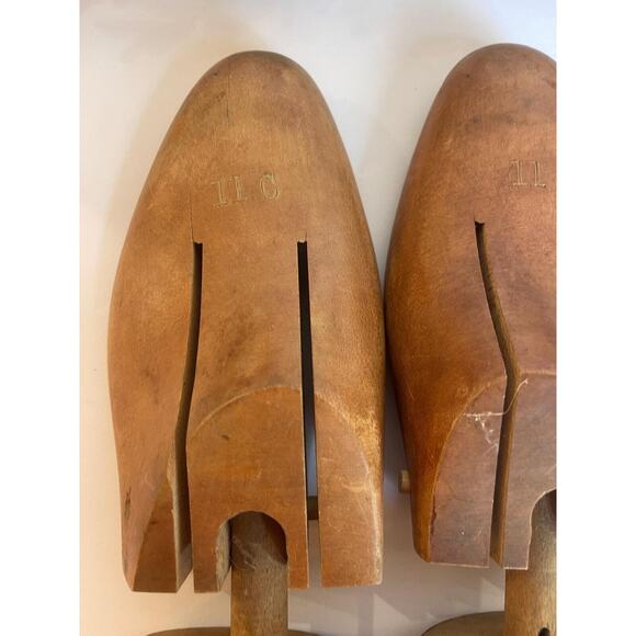 Vintage Set Wooden Shoe Forms Size 11C Wood Stretcher | Right & Left | Vintage - Picture 5 of 10